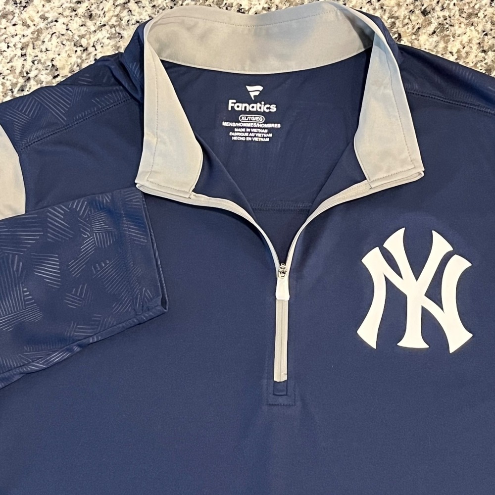 NWOT New York Yankees Fanatics 1/4 Zip Pullover‎ Mens XL